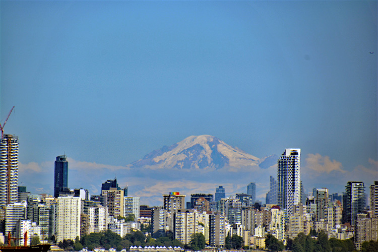 skyline and mt baker